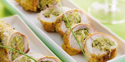 Coxa e Sobrecoxa de Frango Recheadas com Brócolis